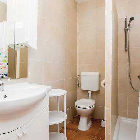 Apartamento Stunning In With Kitchen *